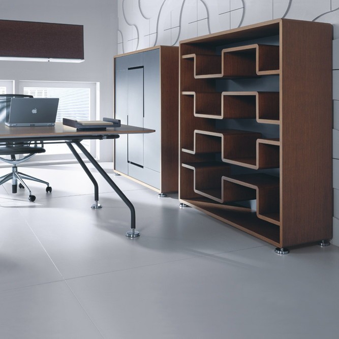 Schränke, Regale, Raumteiler – Mobiliar zur Unterbringung von Dingen